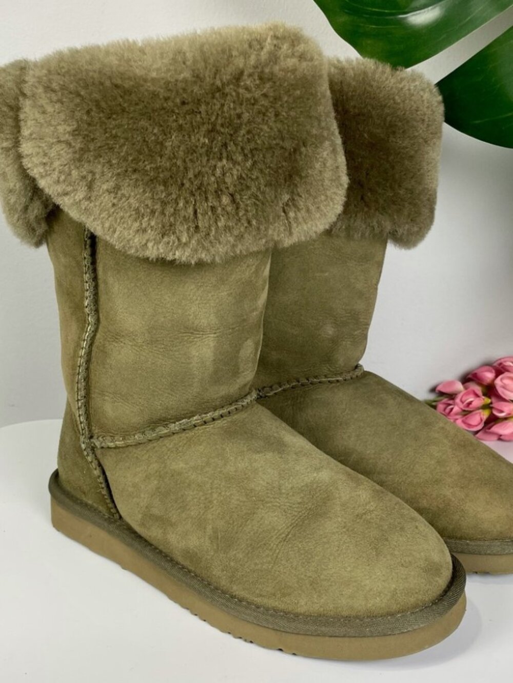 LAMO Women's Suede Boots.